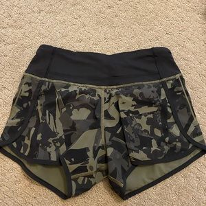 Camo 4” lululemon shorts